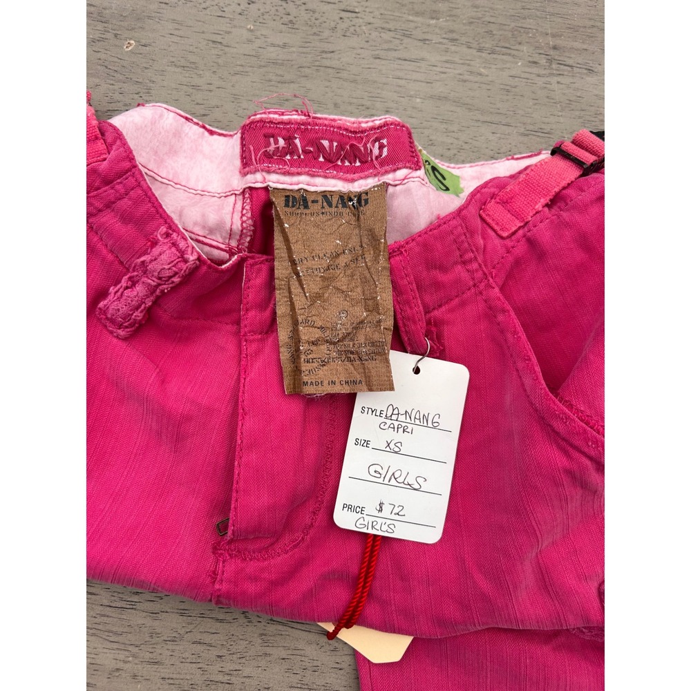 Da-Nang Surplus Vintage Girls Capri Cargo Pants Fuschia Pink Embroidered XS NWT - Picture 6 of 10